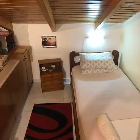 Mesolóngion Ion Apartments Messolonghi Single Bed Room Mountain View Loft מראה חיצוני תמונה