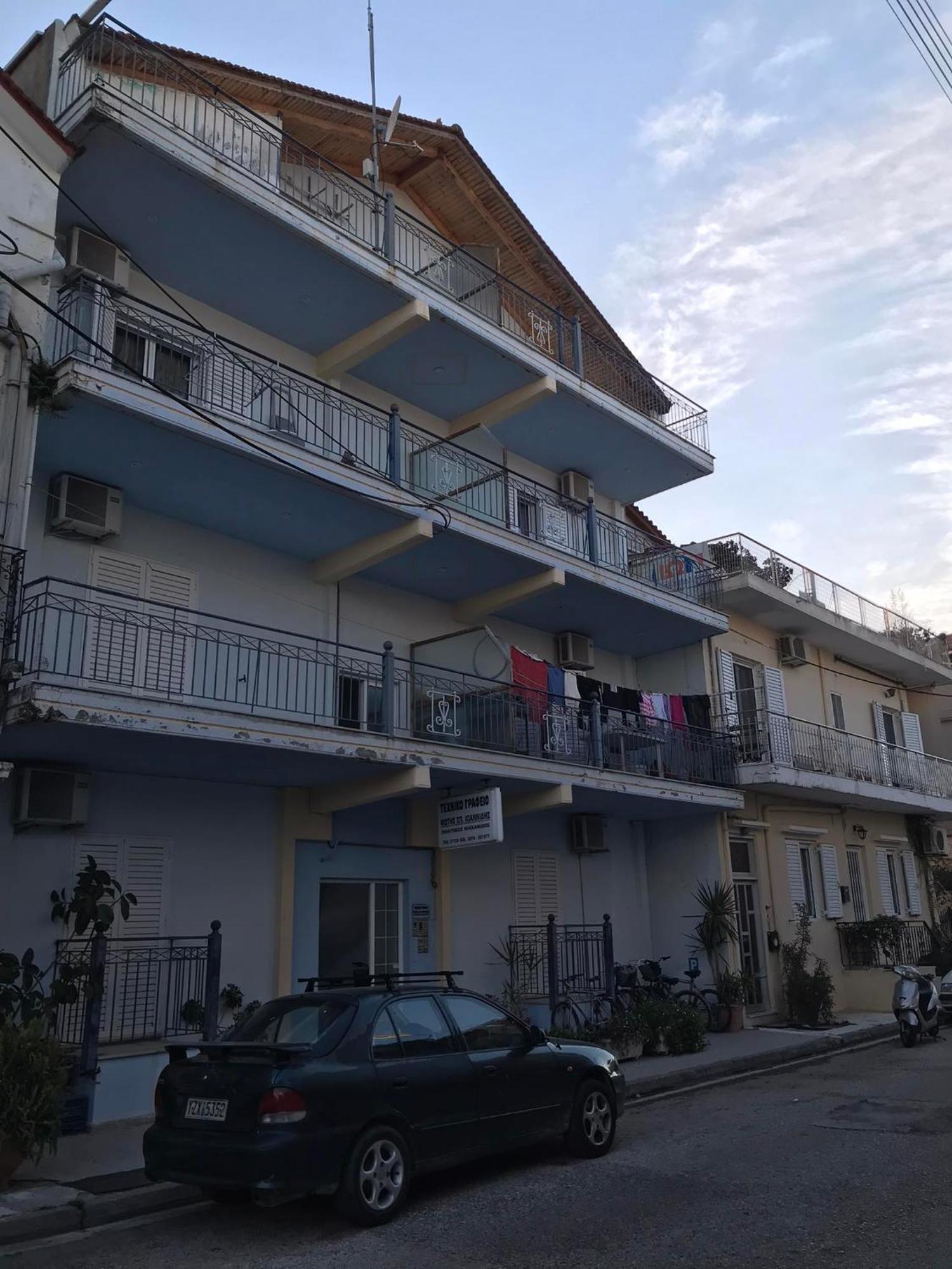 Apartment Ion Messolonghi Single Bed Mountain View Loft *
